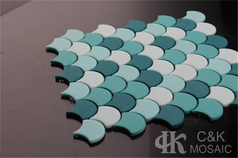 Hot selling Blue Fan Glass Recycled glass mosaic for backsplash MSFM6002